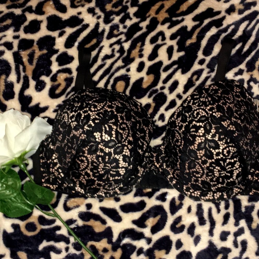 Sexy Lacy Maternity/Nursing Bra Size 38C